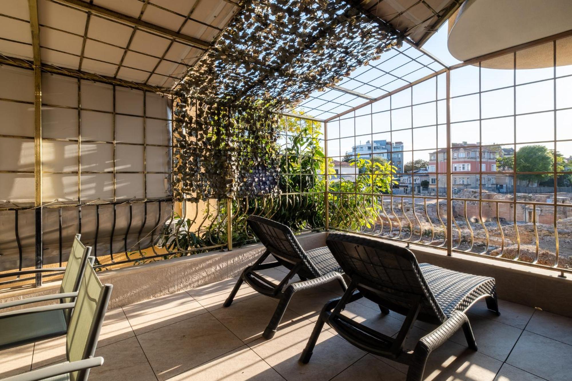 Roman Thermae 2Bdrm Sunny Apartment Varna Exterior foto